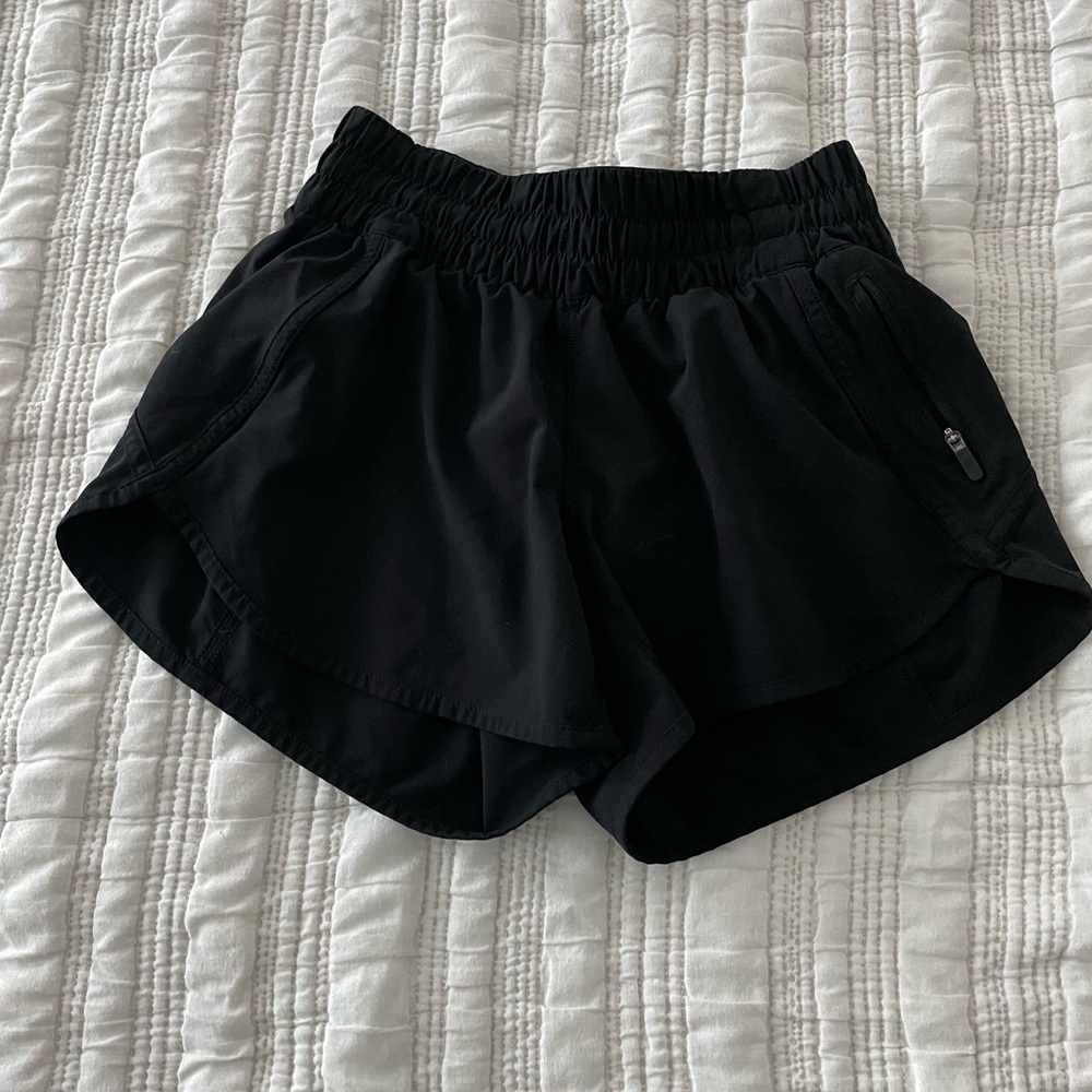 LULULEMON short